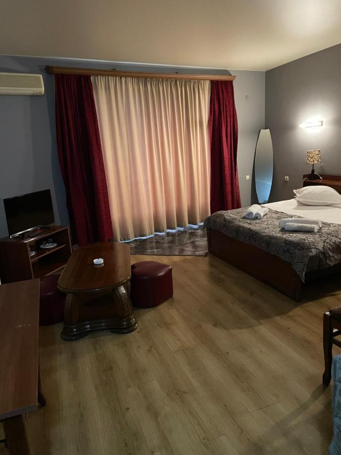 Hotel ERA Tbilisi Buitenkant foto