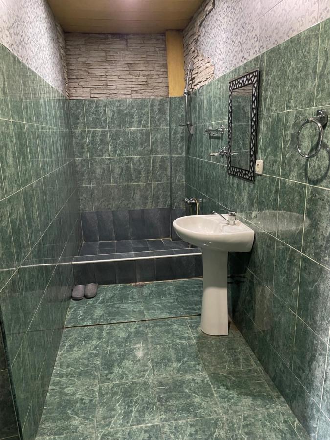 Hotel ERA Tbilisi Buitenkant foto